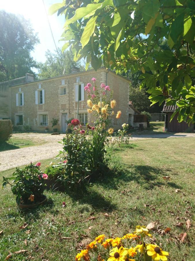Bed and Breakfast Aux Vieux Fours Noaillac Esterno foto