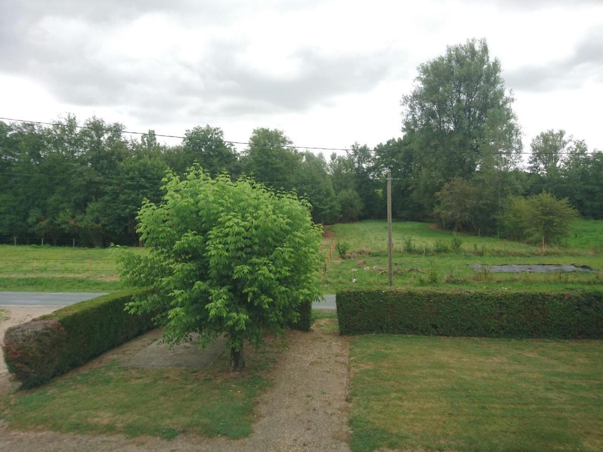 Bed and Breakfast Aux Vieux Fours Noaillac Esterno foto