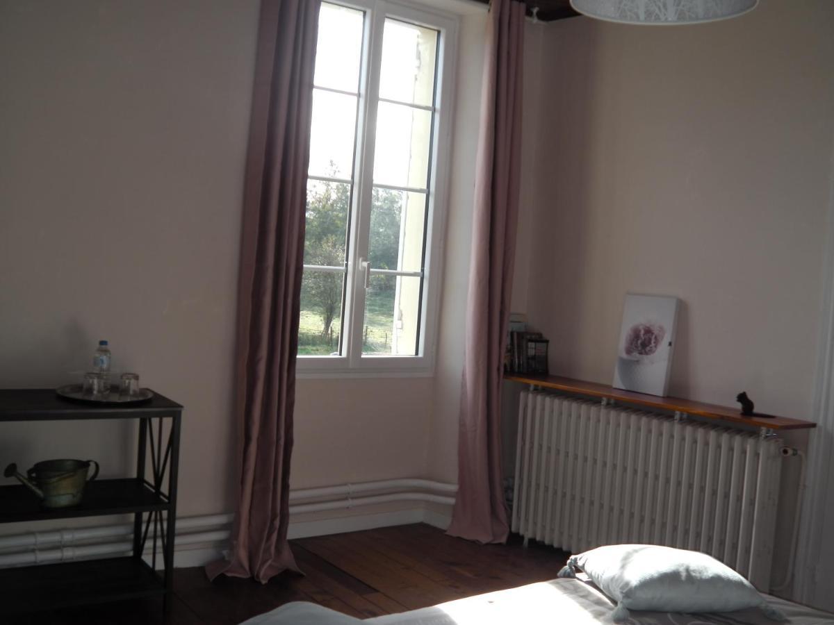 Bed and Breakfast Aux Vieux Fours Noaillac Esterno foto