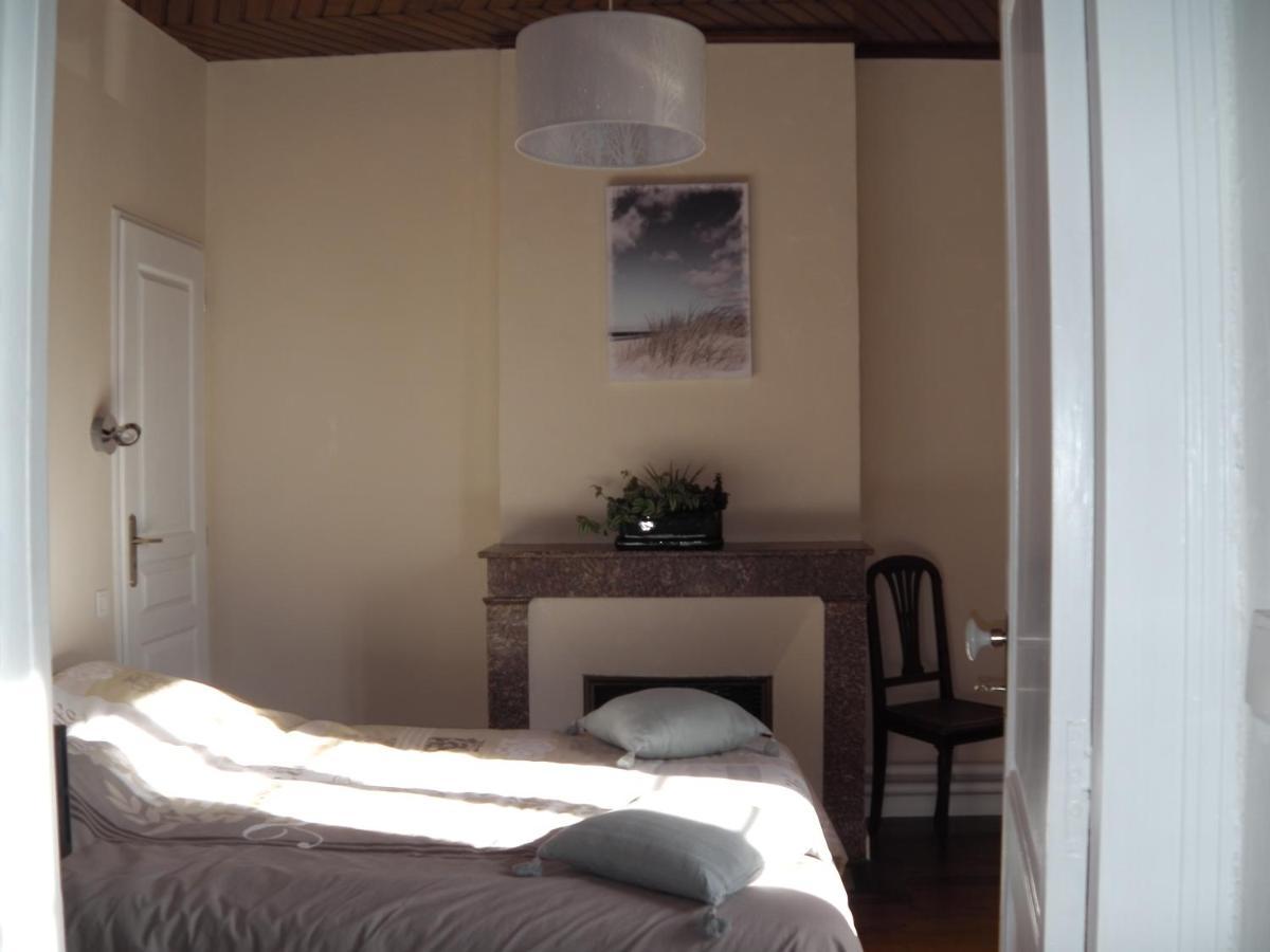 Bed and Breakfast Aux Vieux Fours Noaillac Esterno foto