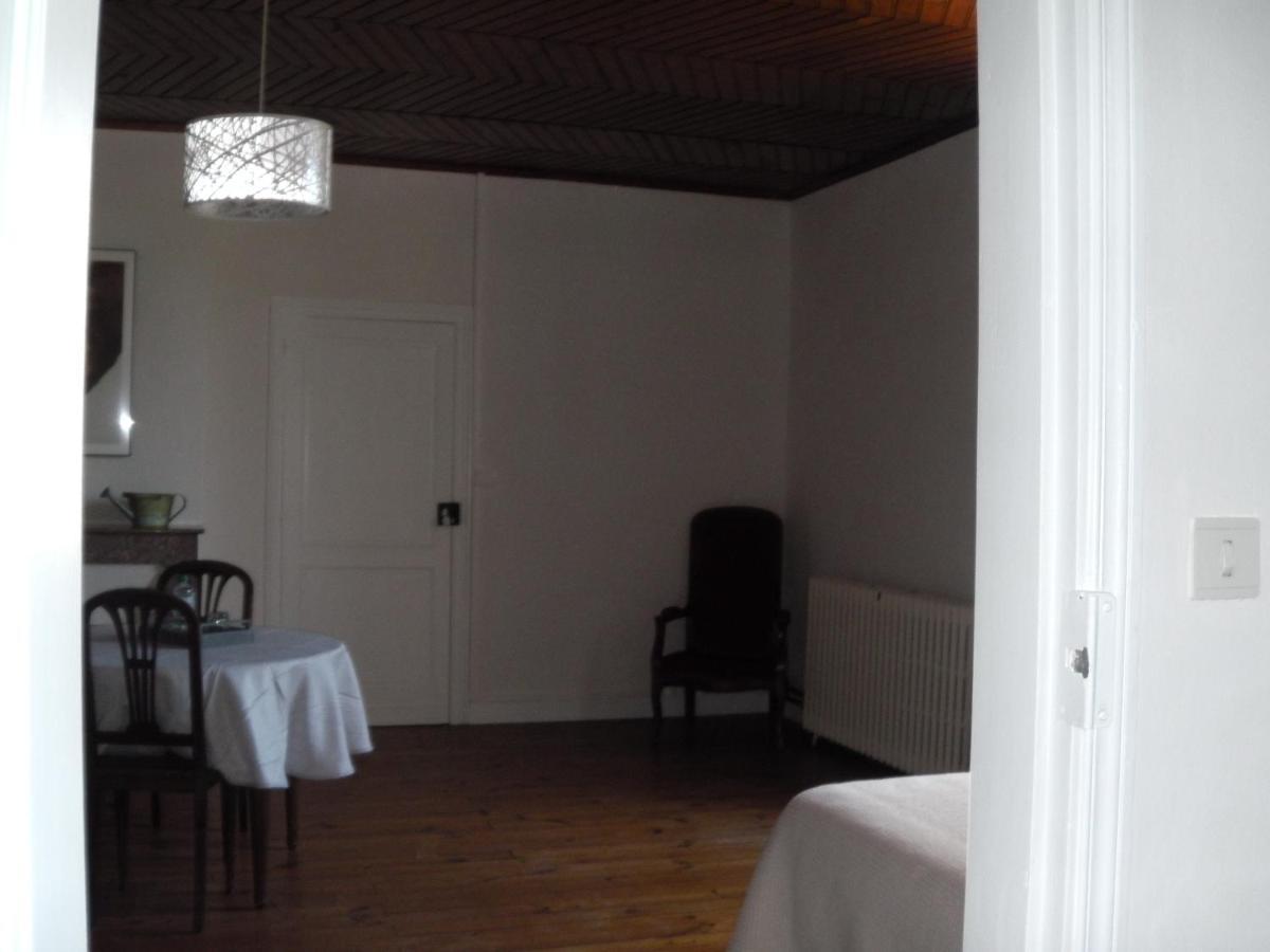 Bed and Breakfast Aux Vieux Fours Noaillac Esterno foto