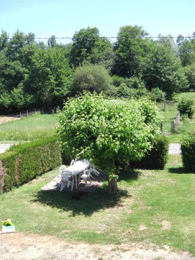 Bed and Breakfast Aux Vieux Fours Noaillac Esterno foto